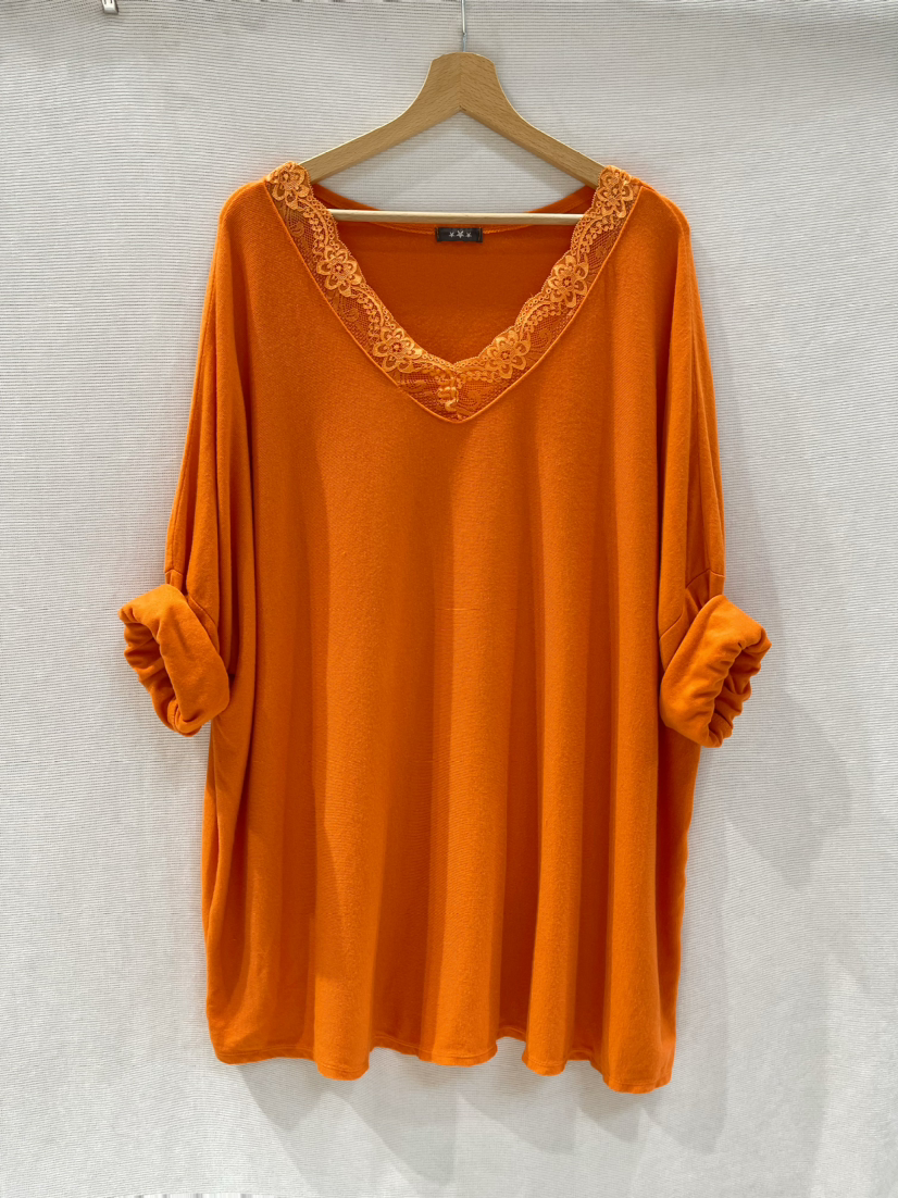 pull fin col V dentelle Mobelle