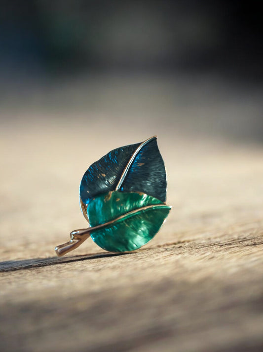 Broche aimantée feuilles