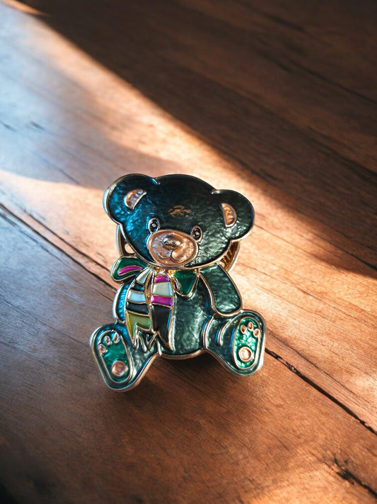 Broche aimantée ourson vert