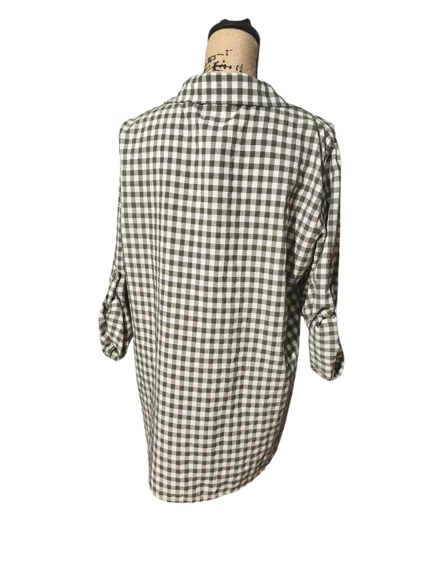 Chemise à carreaux verte Mobelle