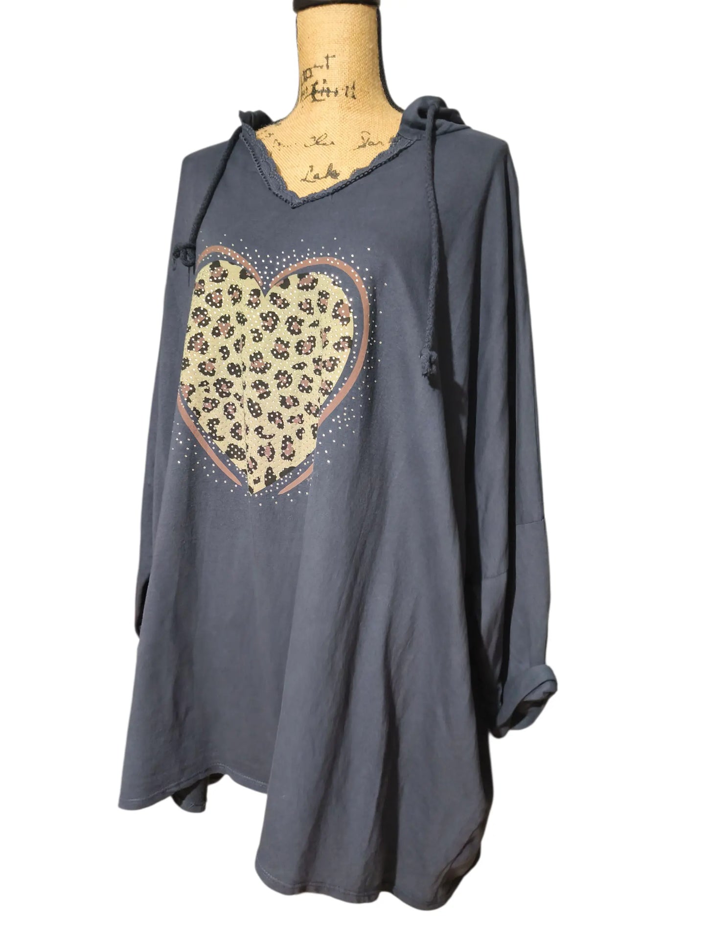 Sweat capuche coeur léopard Mobelle