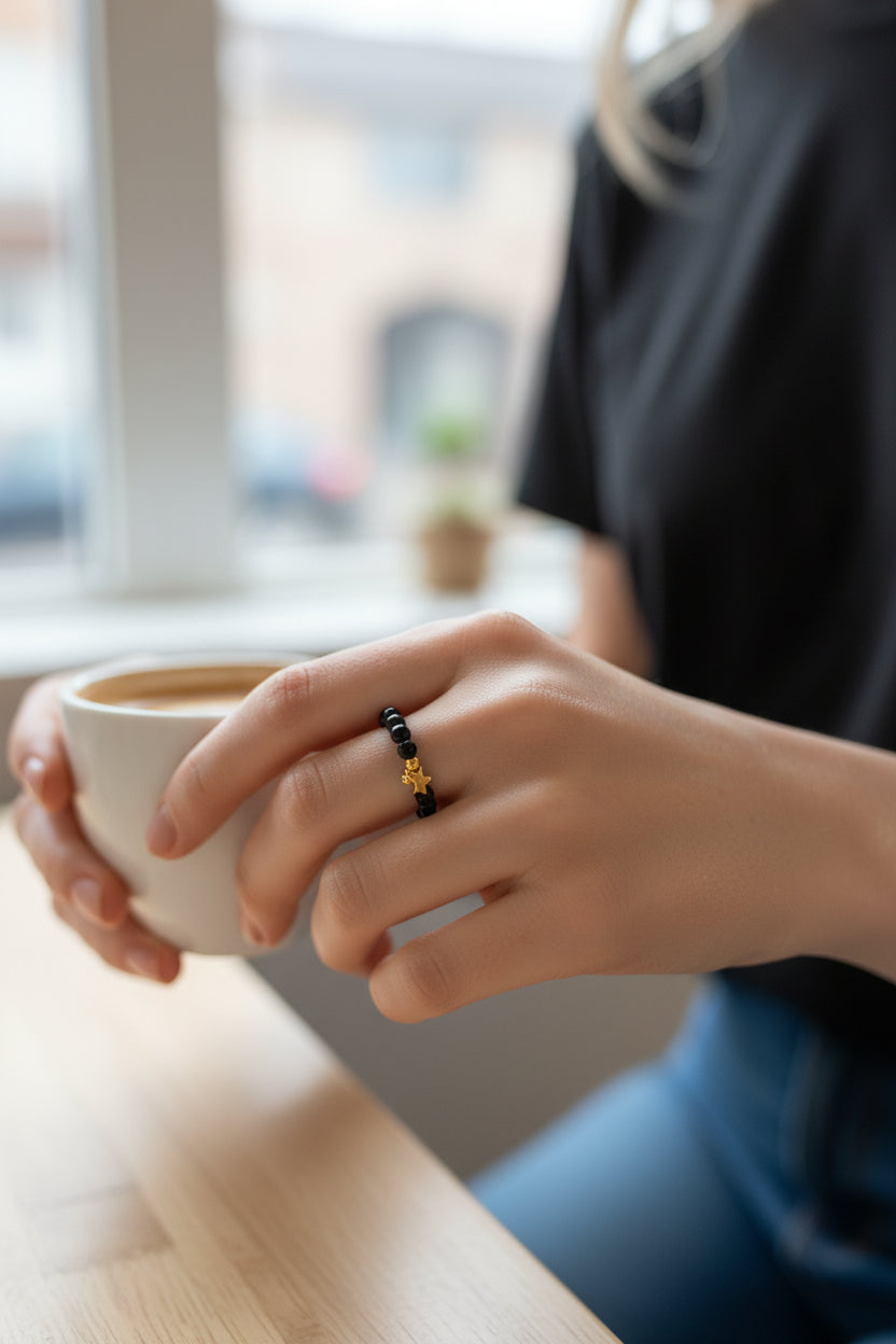Bague perlé noir Mobelle