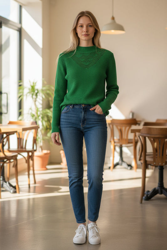 Pull dentelle Mobelle